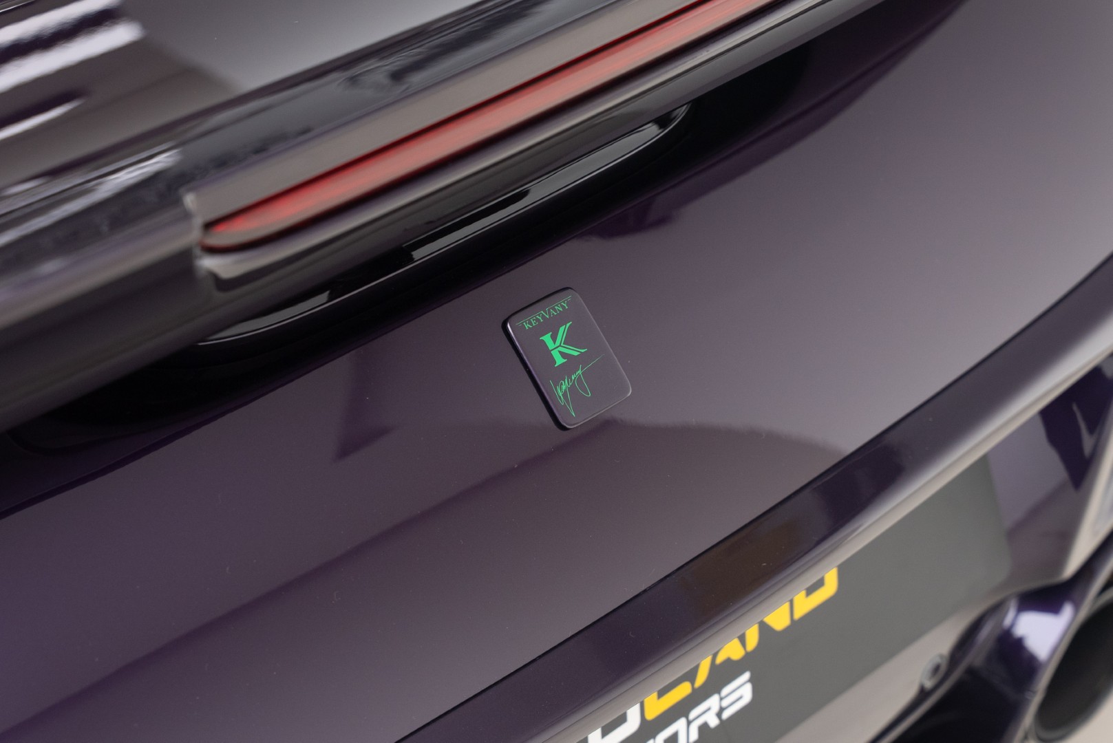 2023 FERRARI F8 SPIDER KEYVANY 1OF1